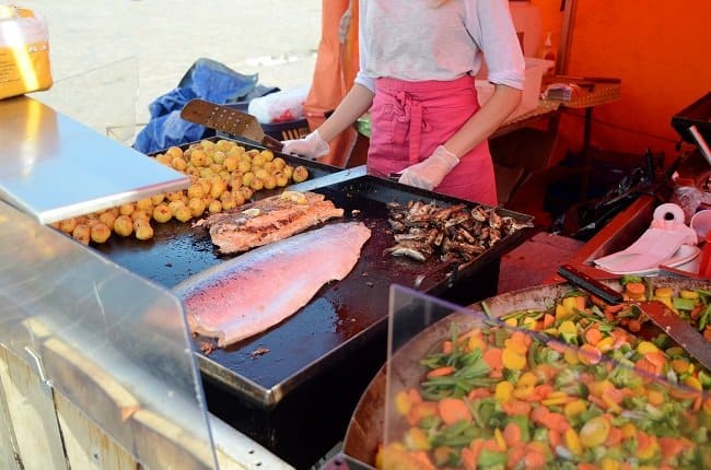 helsinki market2 Outdoors In Helsinkis Parks and Markets