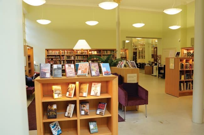 turku public library books Exploring the Turku City Library