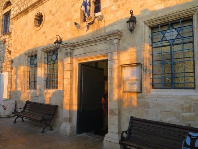 Five Inspiring Things To Do In the City Of Kabbalah: Safed, Israel ari ashkanazi at dusk2 Five Inspiring Things To Do In the City Of Kabbalah: Safed, Israel